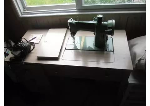 Singer Sewing Machine 185J W/ Table